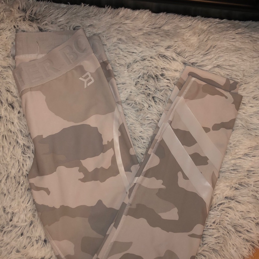 Better bodies white camo leggings